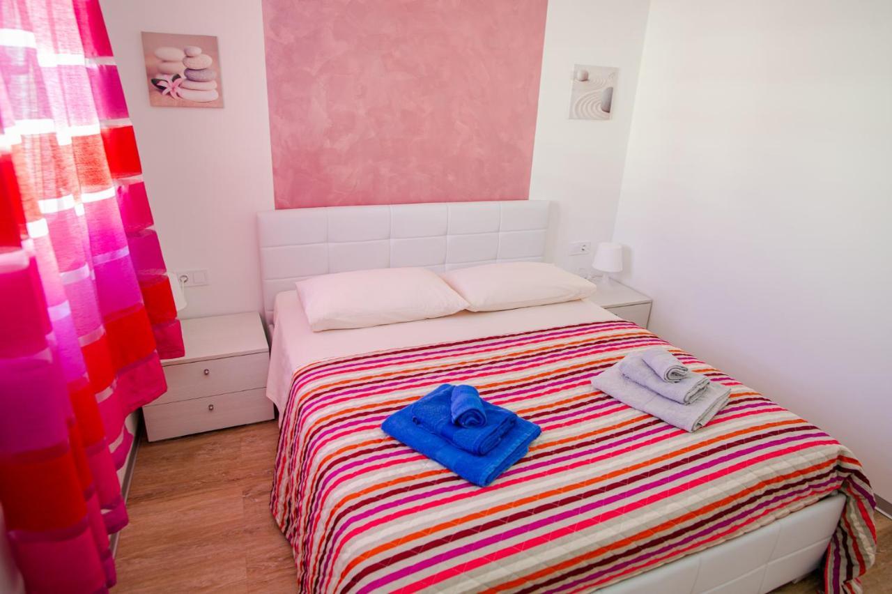 Exclusive Seaside Dream Apartments Murter Eksteriør bilde