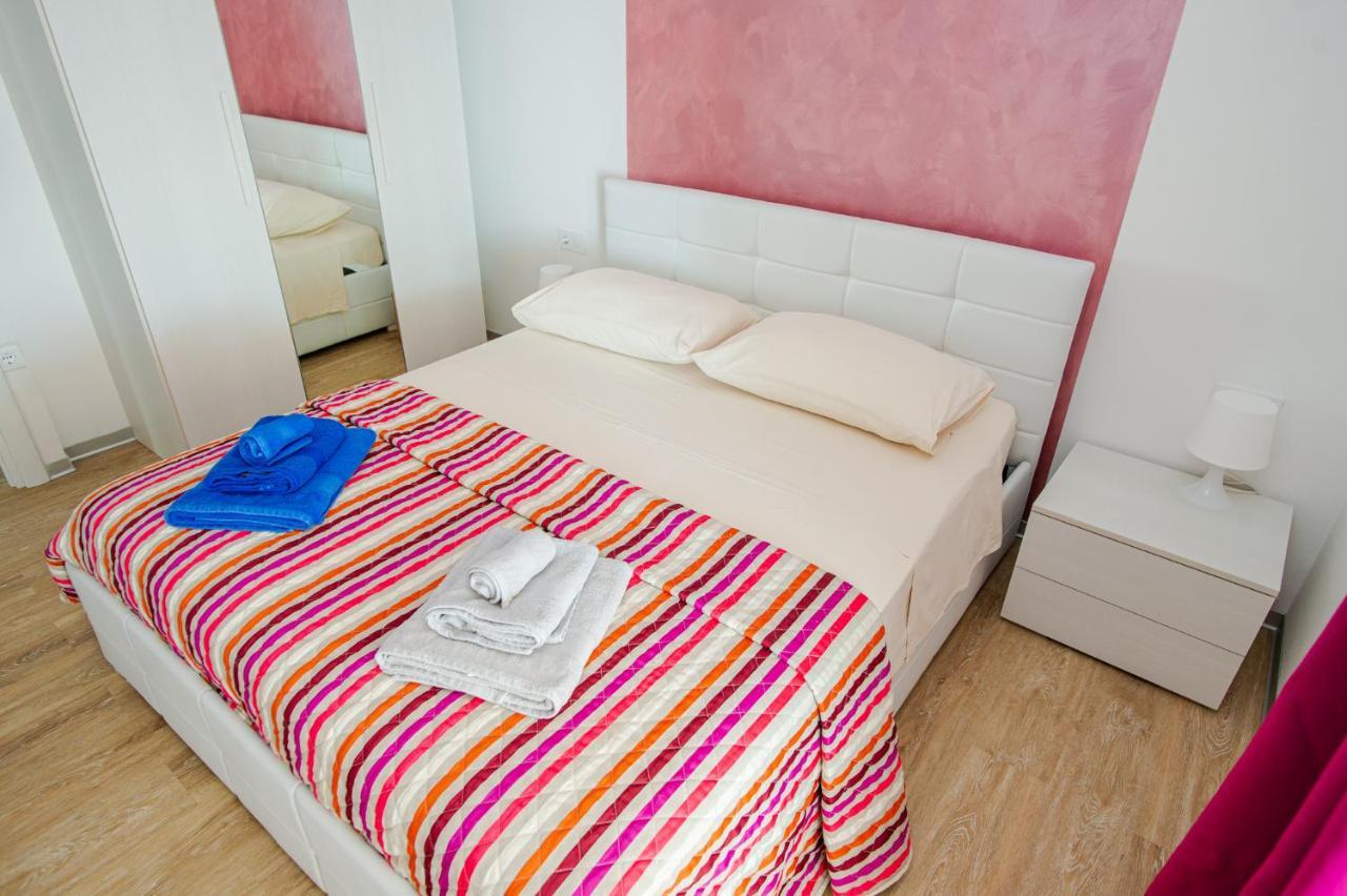 Exclusive Seaside Dream Apartments Murter Eksteriør bilde