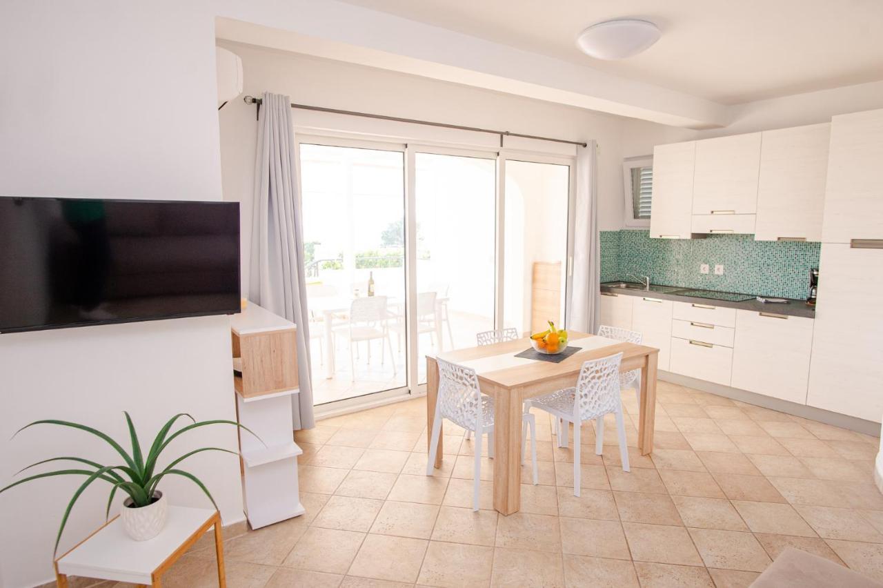 Exclusive Seaside Dream Apartments Murter Eksteriør bilde
